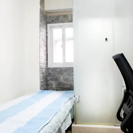 O2 One Room Tel